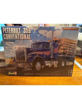 Peterbilt 359 Conventional Model Kit By Revell 1:25 Scale Plastic Historic Serie